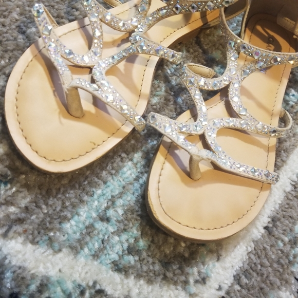 Gianni Bini Gem Sandals - Picture 3 of 6